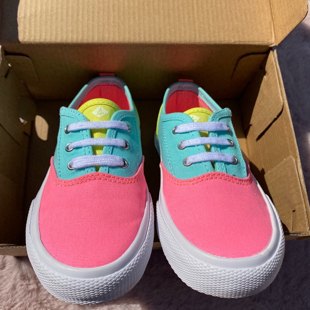Pier Wave CVO Jr Neon Size 10